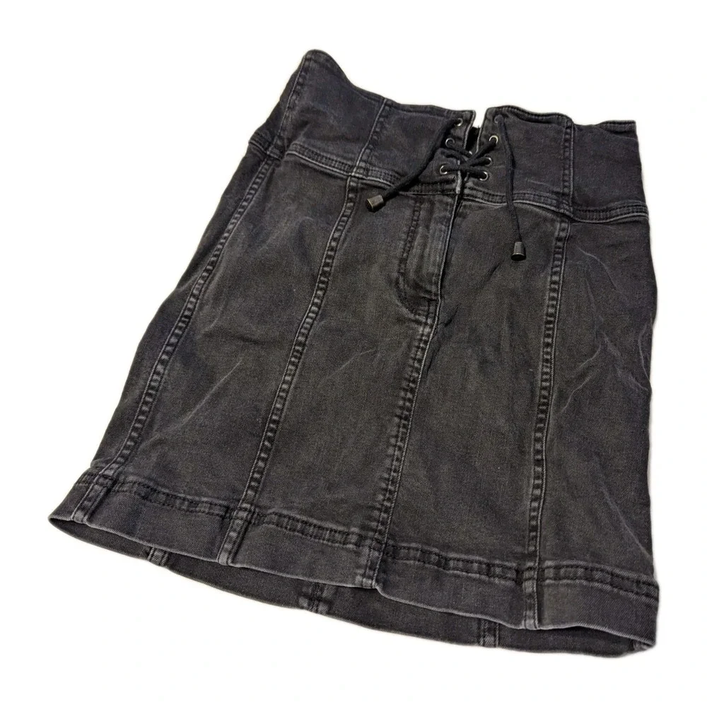 Free People Women's‎ Modern Femme Corset Lace Up Black Denim Mini Skirt Size 0